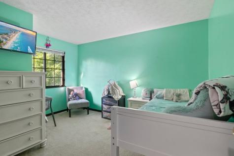 8986 Summer Walk Drive S Indianapolis IN 46227