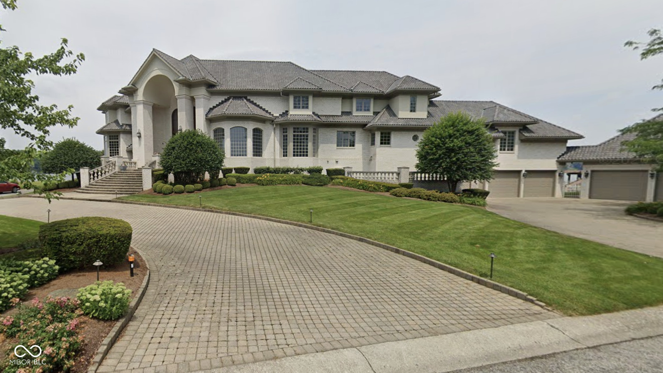 10948 Lake Front Drive Indianapolis IN 46236