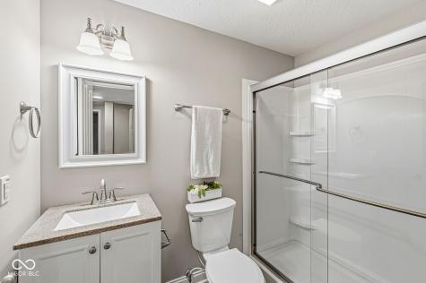 7822 Wahlberg Drive Zionsville IN 46077