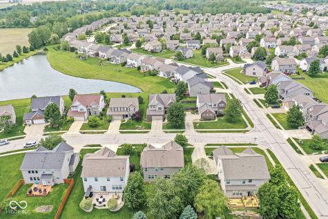 7822 Wahlberg Drive Zionsville IN 46077