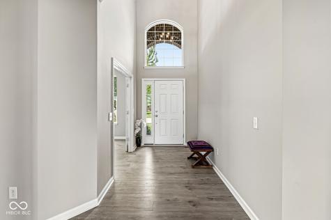 7822 Wahlberg Drive Zionsville IN 46077