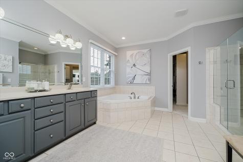 11306 Treyburn Drive Fishers IN 46037