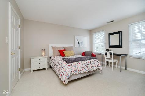 11306 Treyburn Drive Fishers IN 46037