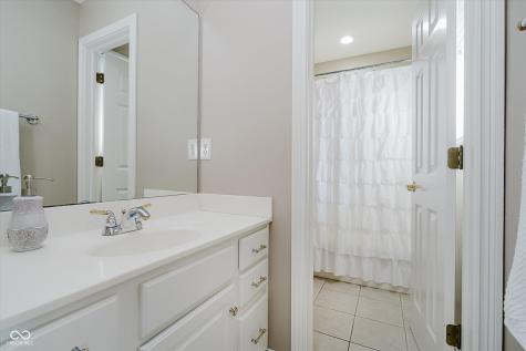 11306 Treyburn Drive Fishers IN 46037