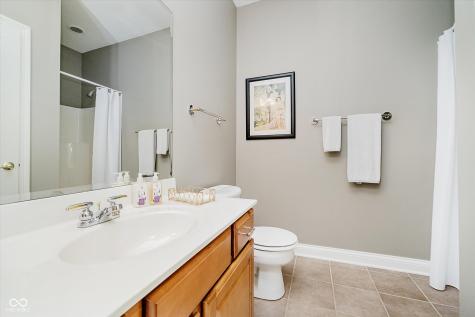 11306 Treyburn Drive Fishers IN 46037