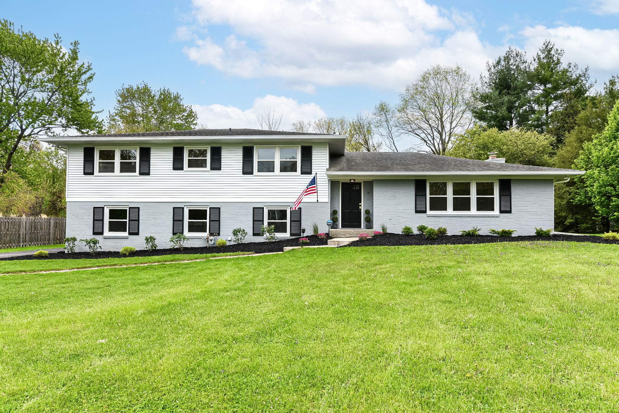 3735 Briarwood Drive Indianapolis IN 46240
