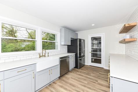 3735 Briarwood Drive Indianapolis IN 46240