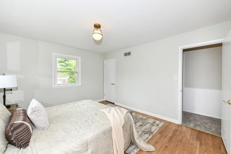3735 Briarwood Drive Indianapolis IN 46240