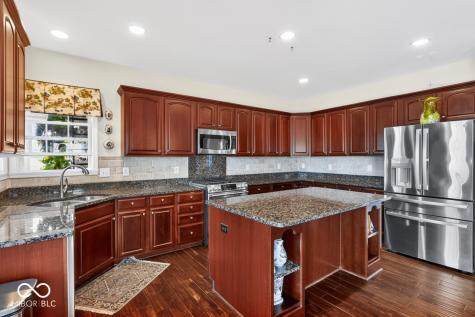 11490 Niagara Drive Fishers IN 46037