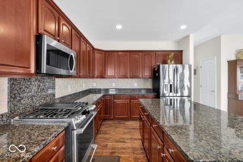 11490 Niagara Drive Fishers IN 46037