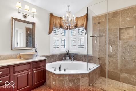 11490 Niagara Drive Fishers IN 46037