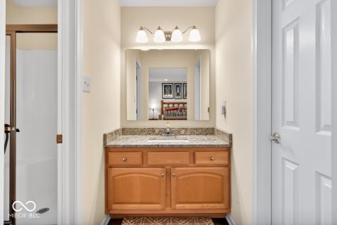 11490 Niagara Drive Fishers IN 46037