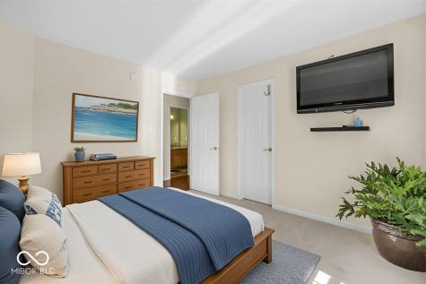 11490 Niagara Drive Fishers IN 46037