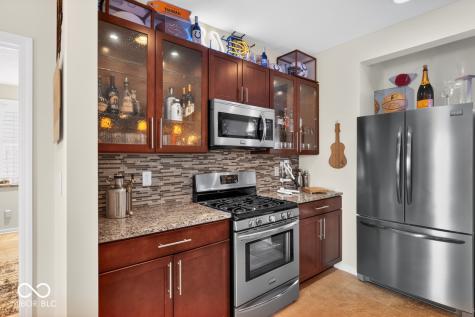 11490 Niagara Drive Fishers IN 46037