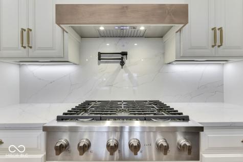 886 J Mccool Way Greenwood IN 46142