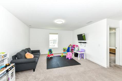 17267 Hanningfield Way Westfield IN 46074