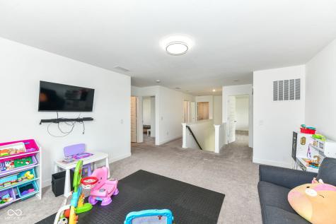 17267 Hanningfield Way Westfield IN 46074