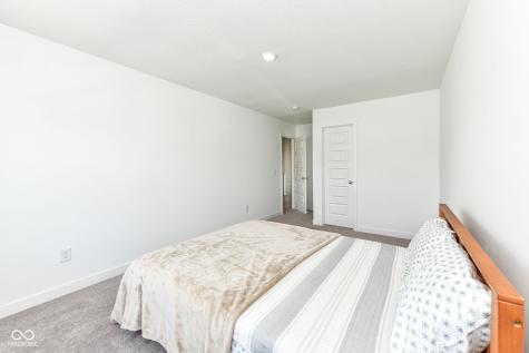 17267 Hanningfield Way Westfield IN 46074