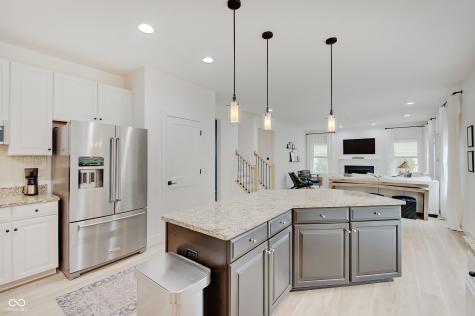 3219 Cimmaron Ash Drive Zionsville IN 46077