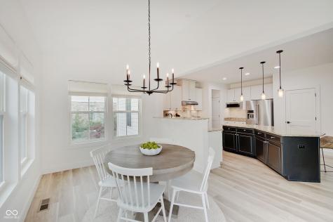 3219 Cimmaron Ash Drive Zionsville IN 46077