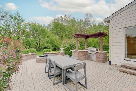 3219 Cimmaron Ash Drive Zionsville IN 46077