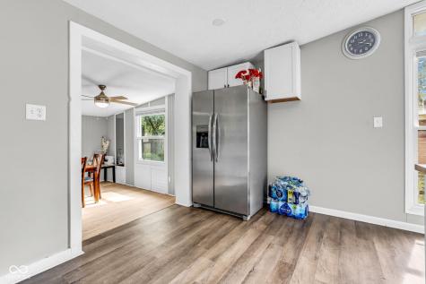 1607 Elmhurst Drive Indianapolis IN 46219