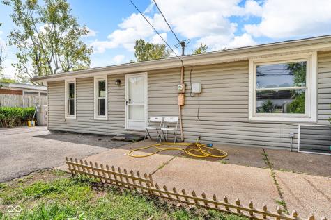 1607 Elmhurst Drive Indianapolis IN 46219