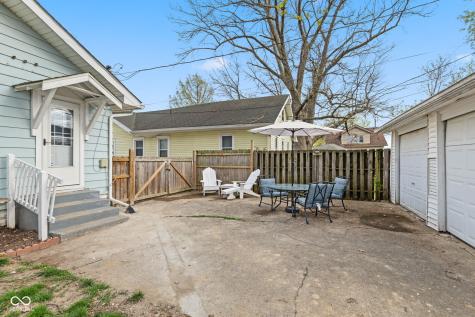 1460 N Bosart Avenue Indianapolis IN 46201