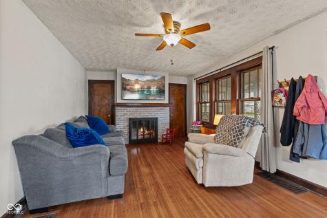 1460 N Bosart Avenue Indianapolis IN 46201
