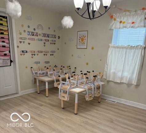 698 Yandes Street Franklin IN 46131