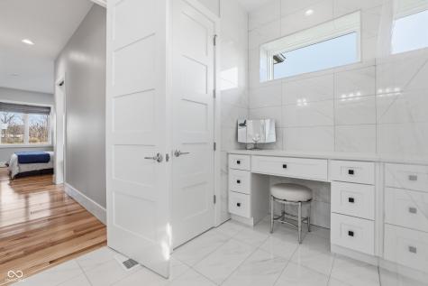 8460 Hunt Club Road Zionsville IN 46077