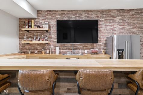8460 Hunt Club Road Zionsville IN 46077