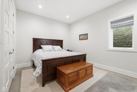 8460 Hunt Club Road Zionsville IN 46077