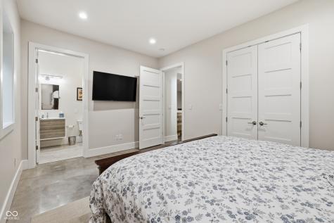 8460 Hunt Club Road Zionsville IN 46077
