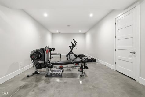 8460 Hunt Club Road Zionsville IN 46077