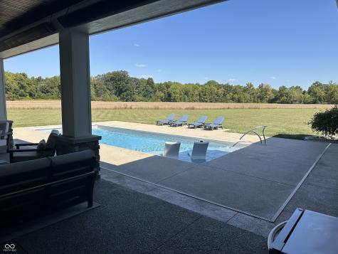 8460 Hunt Club Road Zionsville IN 46077