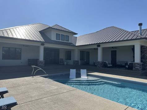 8460 Hunt Club Road Zionsville IN 46077