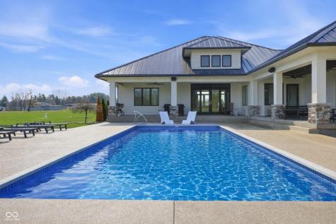 8460 Hunt Club Road Zionsville IN 46077