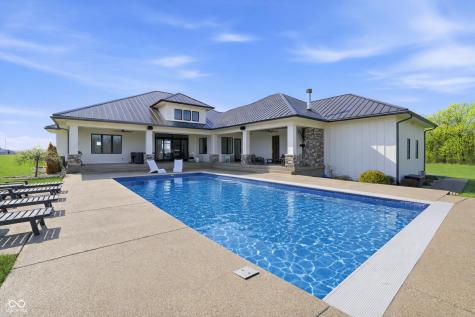 8460 Hunt Club Road Zionsville IN 46077