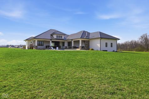 8460 Hunt Club Road Zionsville IN 46077