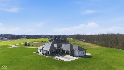 8460 Hunt Club Road Zionsville IN 46077