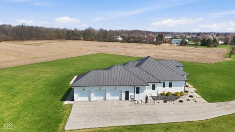 8460 Hunt Club Road Zionsville IN 46077