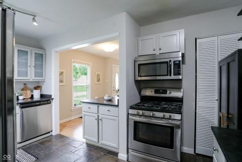 5646 Rosslyn Avenue Indianapolis IN 46220