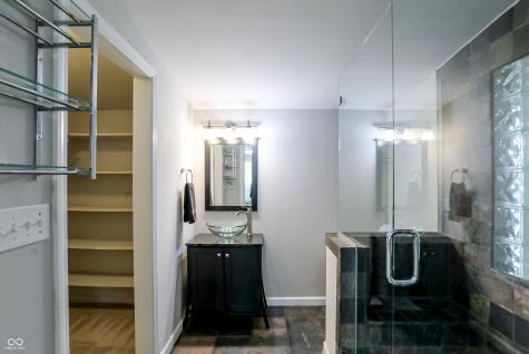 5646 Rosslyn Avenue Indianapolis IN 46220