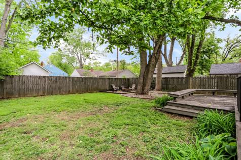 5646 Rosslyn Avenue Indianapolis IN 46220