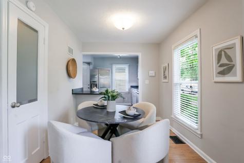 5646 Rosslyn Avenue Indianapolis IN 46220