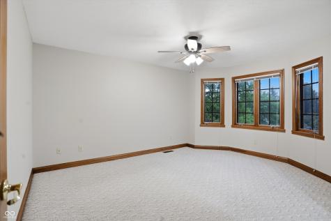 4302 W Woodbridge Lane New Palestine IN 46163