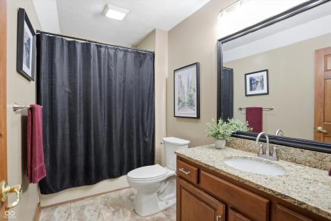 4302 W Woodbridge Lane New Palestine IN 46163