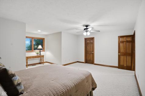 4302 W Woodbridge Lane New Palestine IN 46163