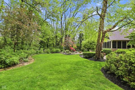 4302 W Woodbridge Lane New Palestine IN 46163